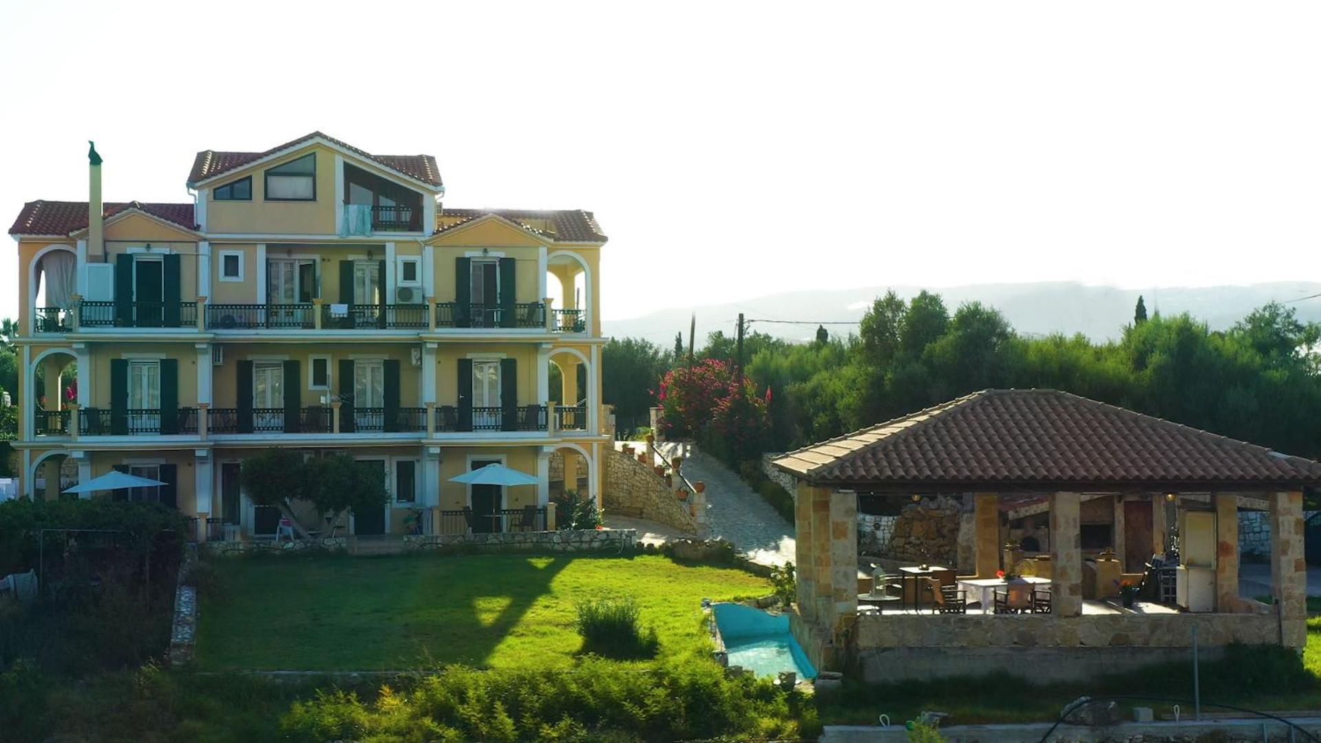 Remenata Apartment Lixouri Exterior photo