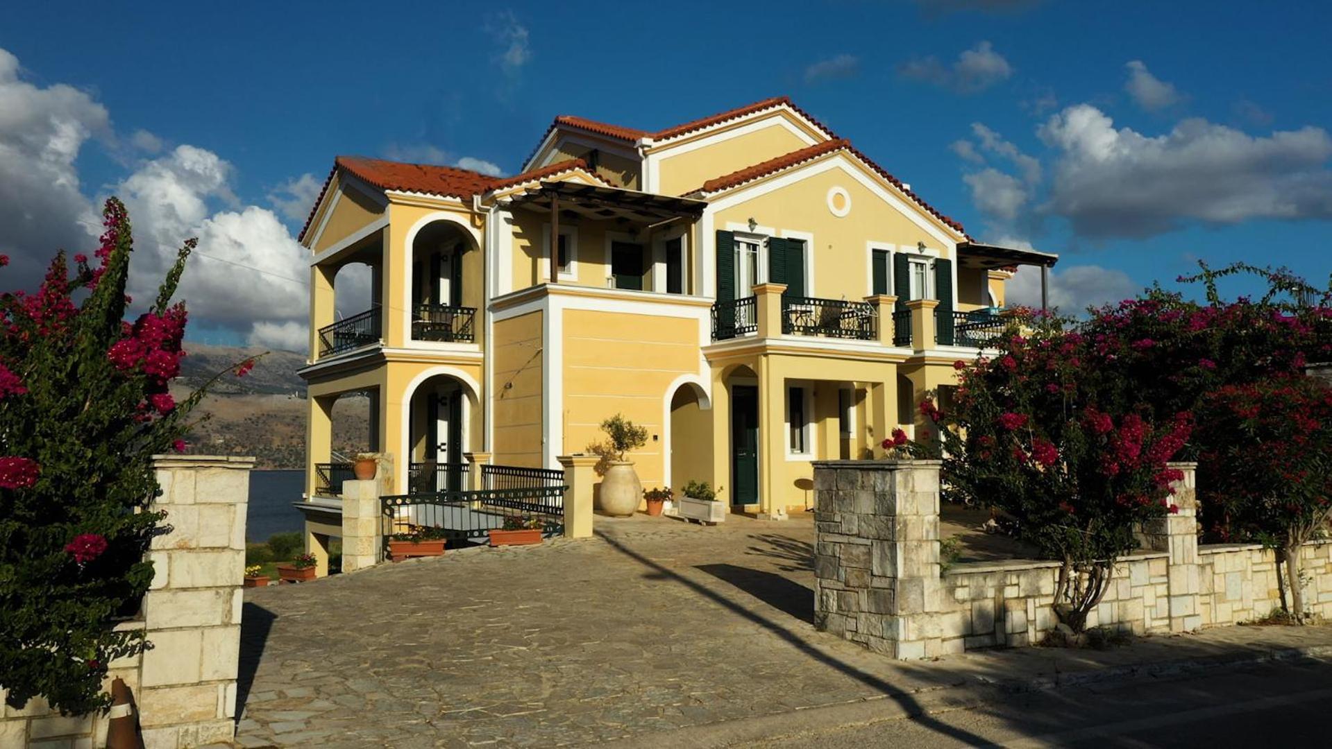 Remenata Apartment Lixouri Exterior photo