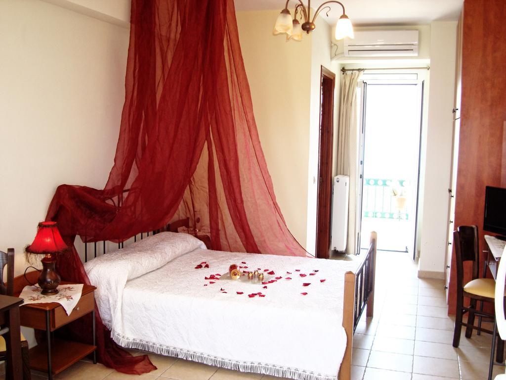 Remenata Apartment Lixouri Room photo